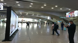 三亚机场2026年8月11日完成运输航班起降395架次